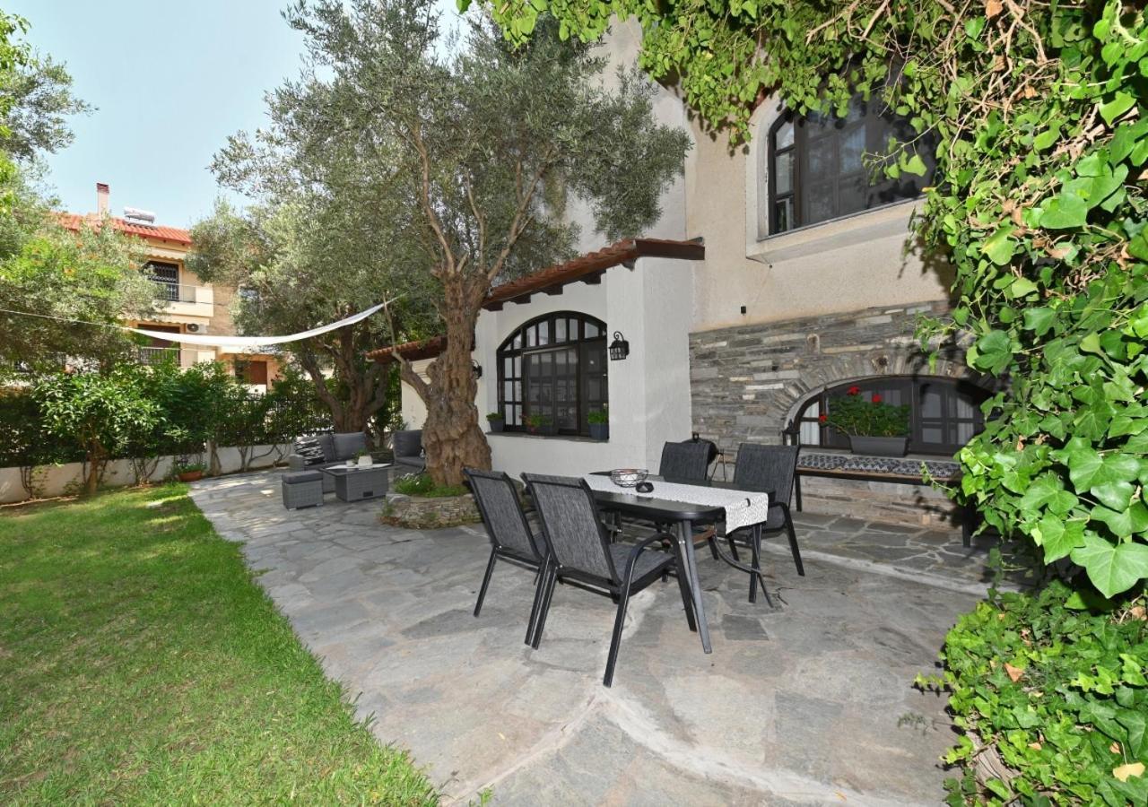 Pensjonat Ares Garden House - Nea Moudania Halkidiki Zewnętrze zdjęcie
